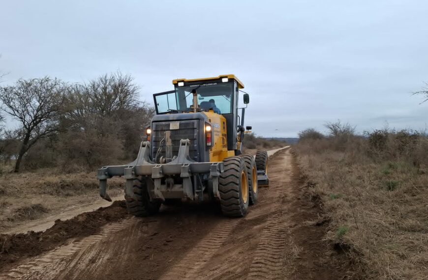 Avanzan trabajos de mantenimiento en el Camino de la Costa
