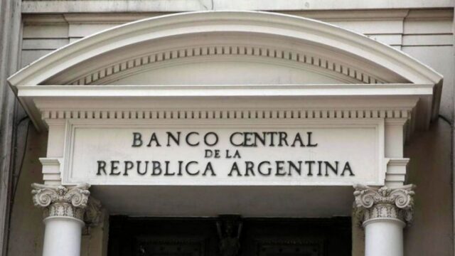 Milei anunció una reforma histórica del Banco Central-La Ola Digital