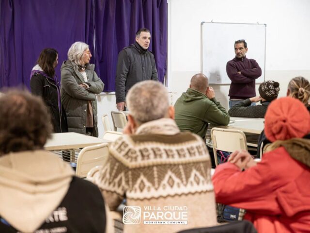 Villa Ciudad Parque puso en marcha nuevos cursos de oficios con certificación oficial-La Ola Digital