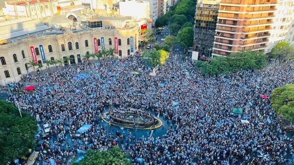 Buscan al asesino de los festejos de la Selección