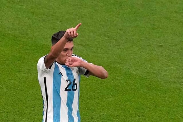 Embalse organiza un banderazo para alentar a la Selección y homenajear a Nahuel Molina-La Ola Digital