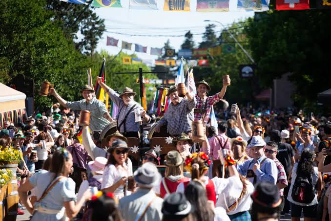 Alertan por venta irregular de entradas para la Oktoberfest 2026-La Ola Digital