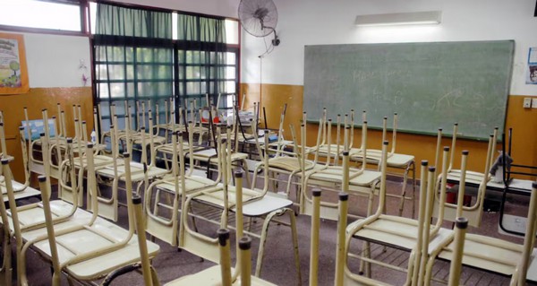 Docentes realizarán un paro nacional este lunes 3 de agosto-La Ola Digital
