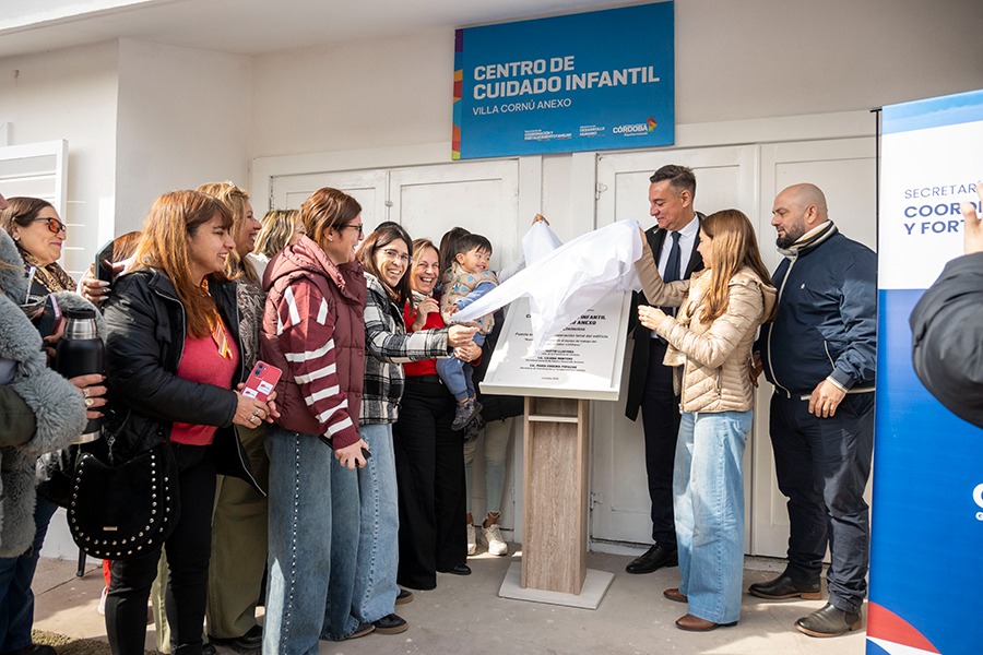La Provincia inauguró obras para las infancias en Villa Cornú