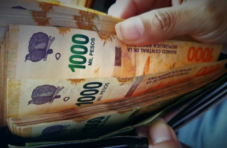 El lunes 31 cobrarán los jubilados y comenzará el pago de haberes a los activos provinciales-La Ola Digital