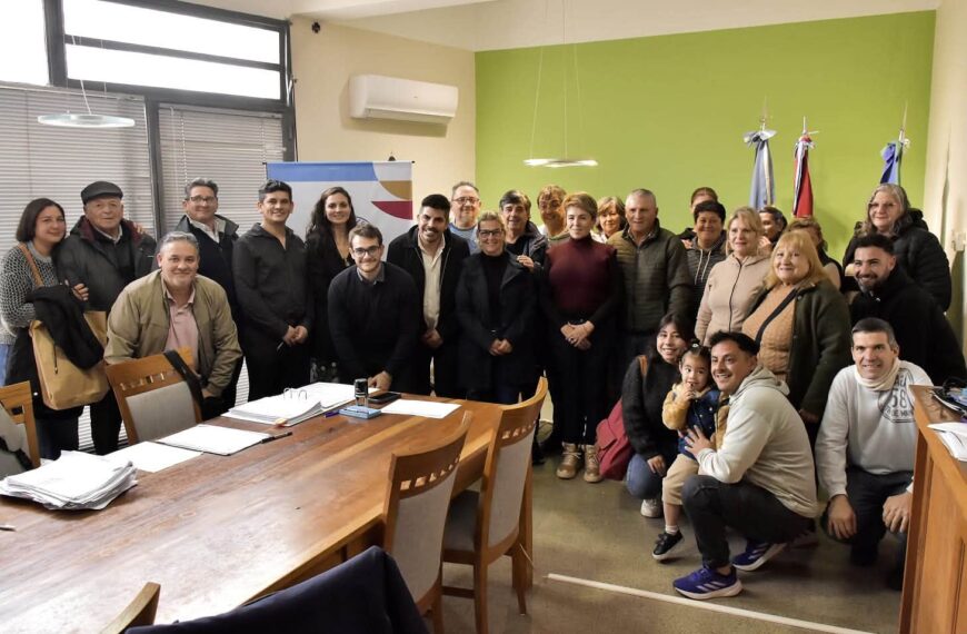 Después de más de 30 años, 14 familias de FOVICOR ya tienen sus escrituras