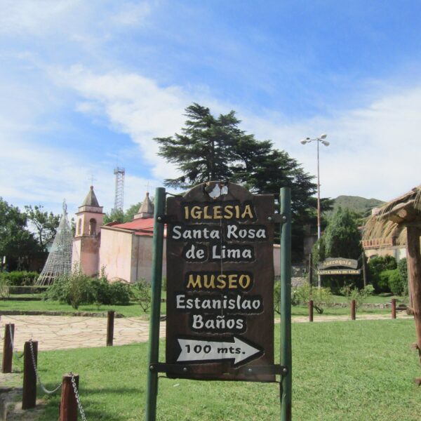 Santa Rosa de Calamuchita celebra este domingo a su patrona con procesión, misa y homenaje artístico