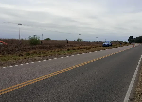 Volcó su camioneta en una ruta y murió