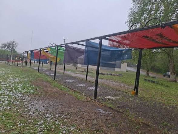 La Provincia coordina asistencia para familias afectadas por el temporal en Unquillo y Córdoba