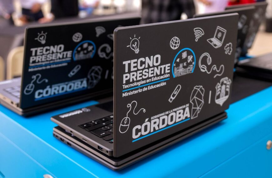 TecnoPresente y ForTEC-La Ola Digital