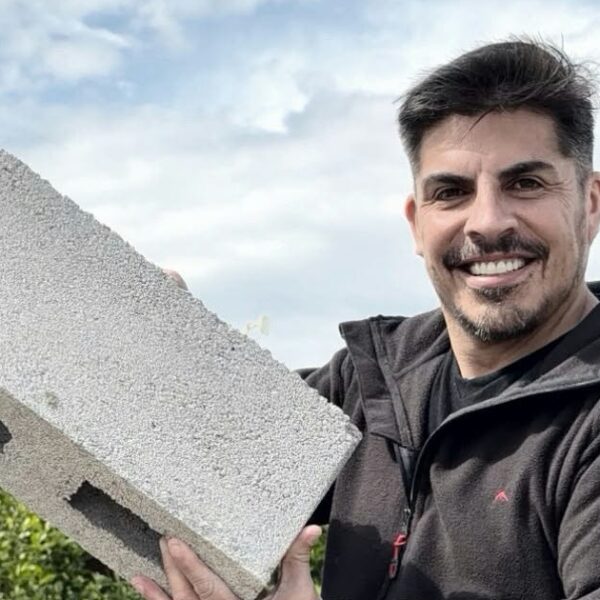 Embalse alcanzó los 10.000 bloques entregados a familias de la localidad