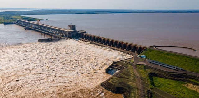 Continúa la alerta por inundaciones ante la crecida de los ríos Paraná y Uruguay