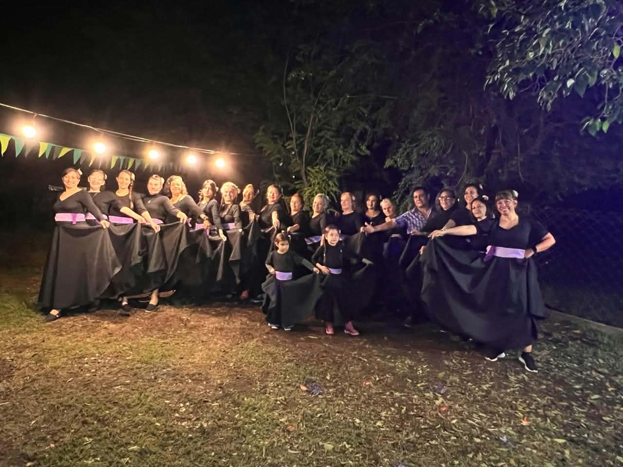 Amboy: una academia de folclore que nació entre amigas y hoy reúne a 27 bailarines-La Ola Digital