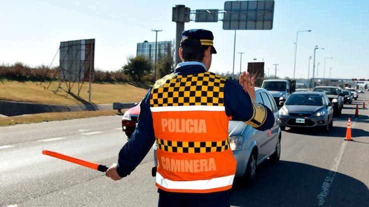 Córdoba actualizó las multas de la Policía Caminera: los montos llegan hasta $4,33 millones-La Ola Digital