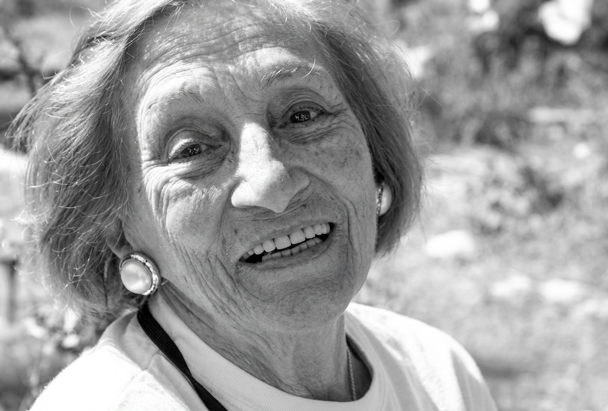 Villa Rumipal despide a Amelia “Negrita” Sciutto, la Abuela de Plaza de Mayo que nunca dejó de buscar a su nieto o nieta-La Ola Digital