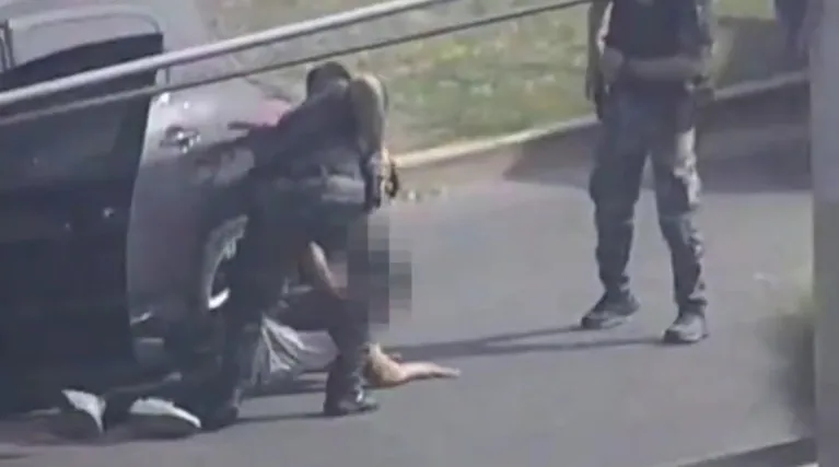 Robaron varios millones pero chocaron al darse a la fuga