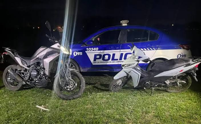 Villa General Belgrano: recuperaron una motocicleta robada y aprehendieron a tres personas-La Ola Digital