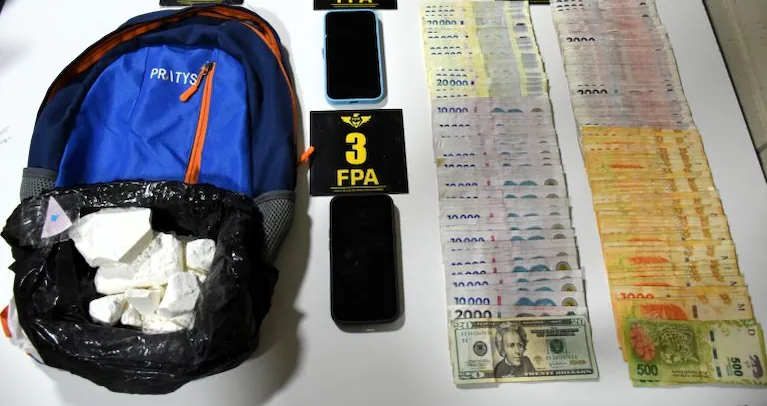 Un botín millonario de drogas y armas en un gran operativo antidrogas
